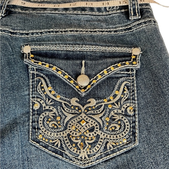 Women’s Jeans by Code Blue, rhinestone embellished back pockets. Size 10 - Picture 4 of 6